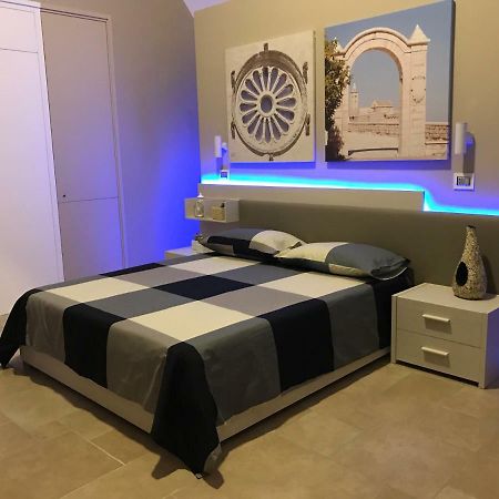 Oroverde Camere & Suite Nel Cuore Di Trani Kültér fotó
